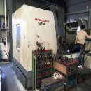 []出售05年丽伟2200立式加工中心